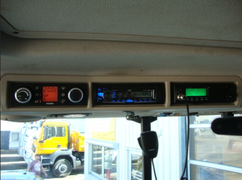 2015 Fendt 724 Vario S4 Profi Plus - Image 4